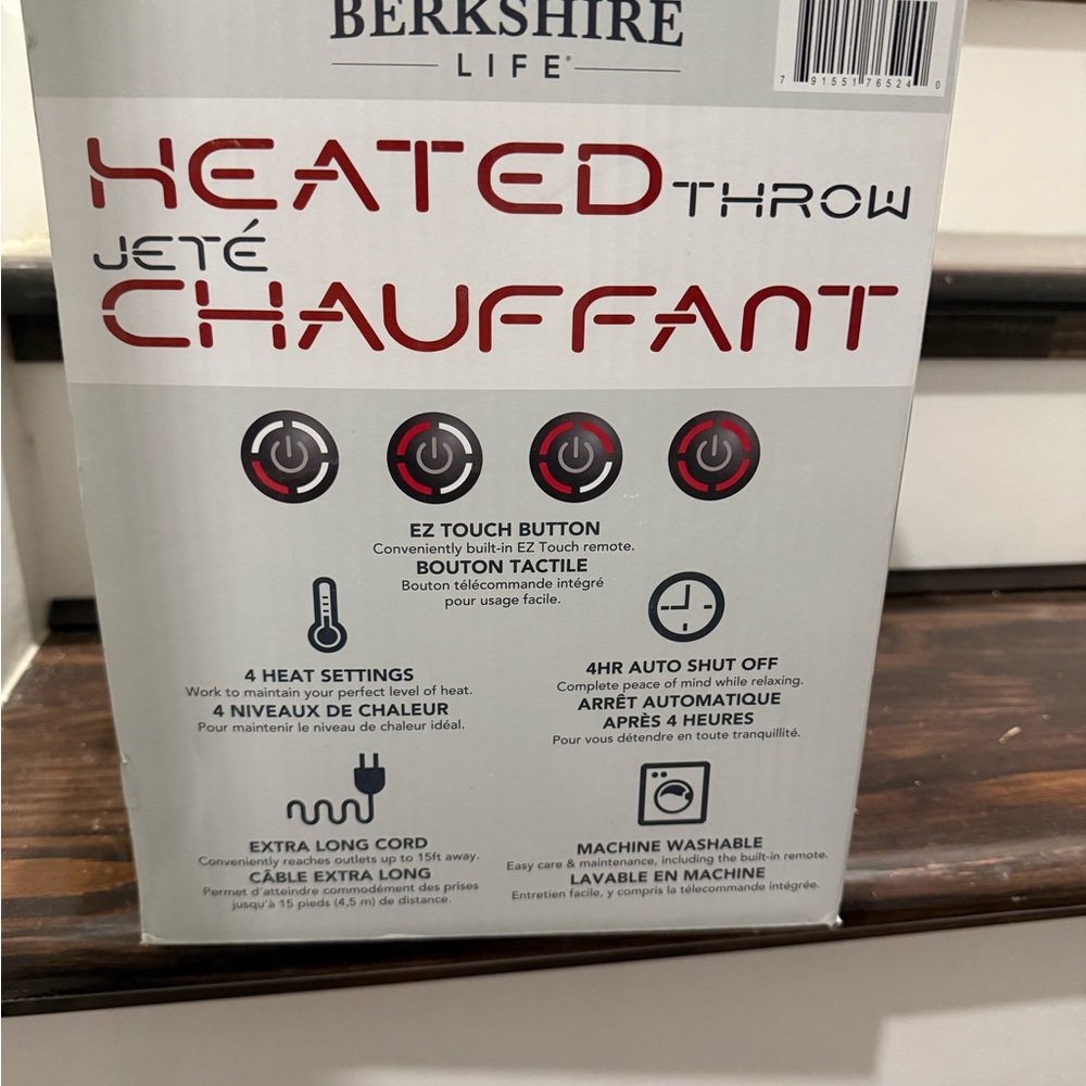 Heated blanket brand new